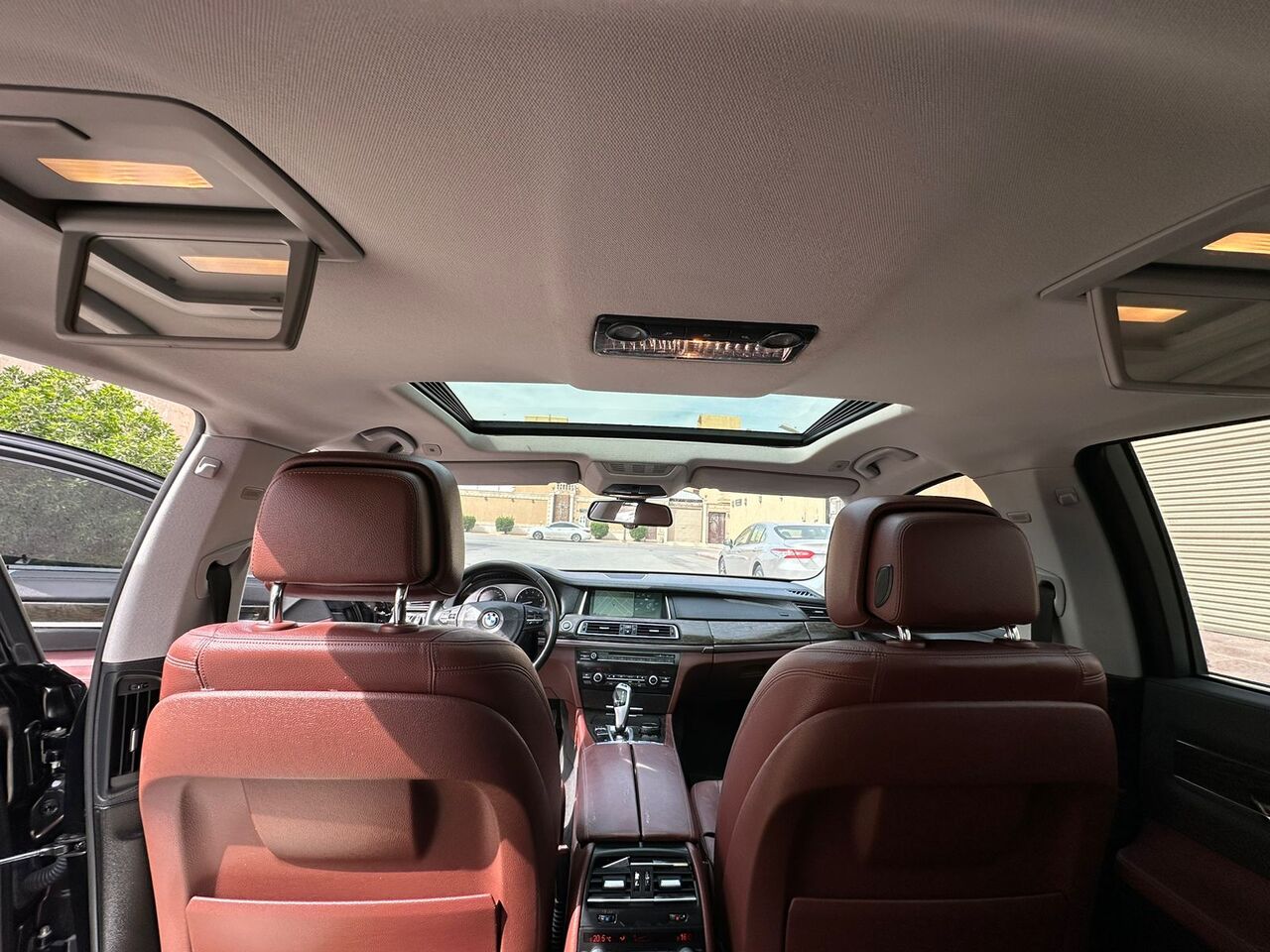 Riyadh, Vehicles, Cars & Trucks , SAR 55000,  BMW 730I,  2014,  Automatic,  169000 KM,    With Full Options For Sales (2nd Owner)