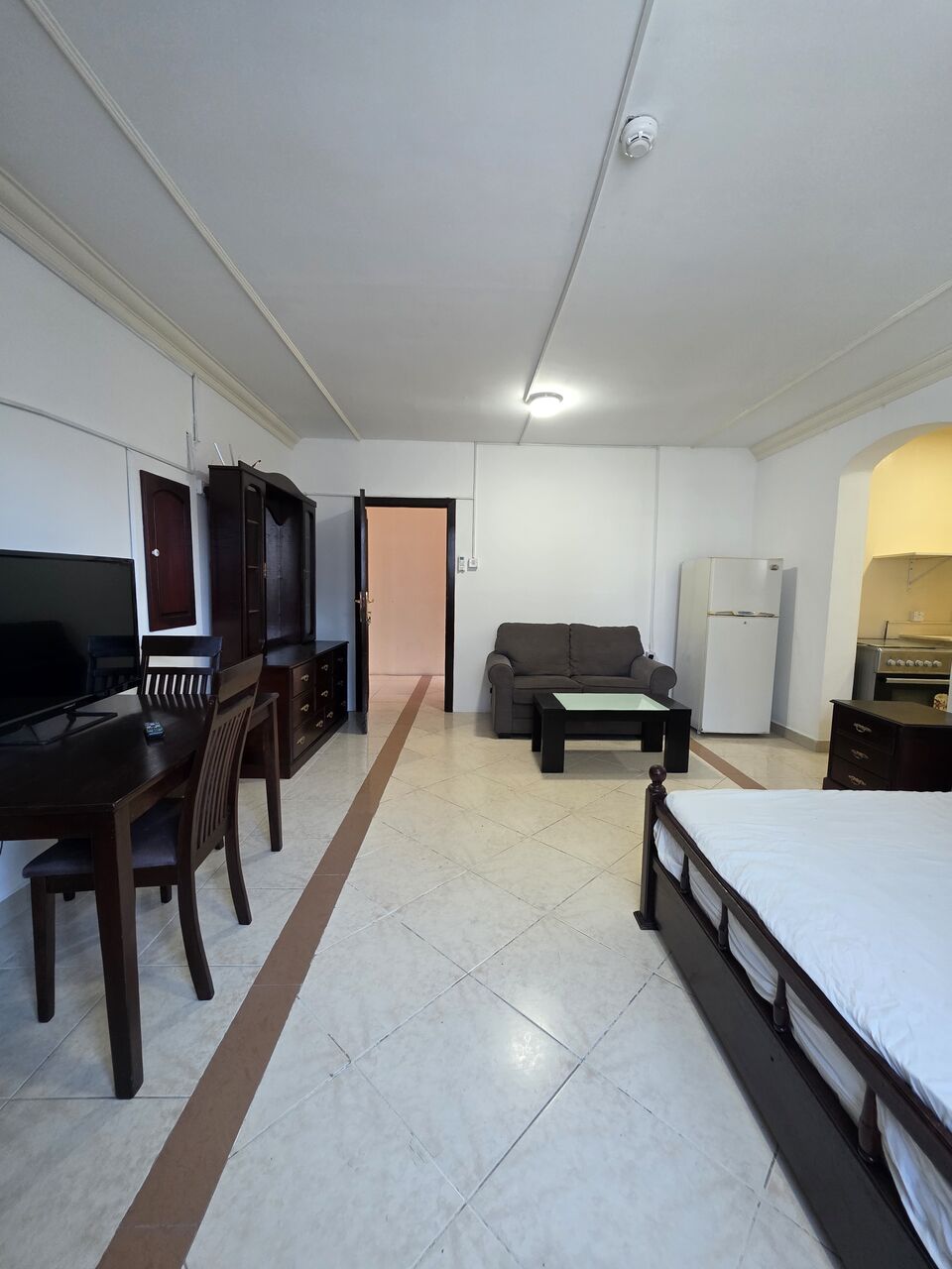 Juffair, Apartments, Flats, Houses & Villas, BHD 180/month,  Furnished,  2 BR,  Very Bright & Neet Fully Furnished Spacious Studio Flat With Ewa @180/BD In Juffair