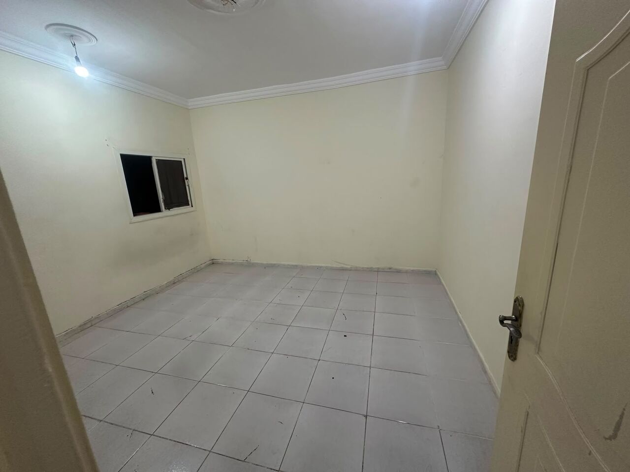 Jeddah, Apartments, Flats, Houses & Villas, SAR 30000/year,  4 BR,  3 Bedroom 1 Hall 2 Bathroom 1 Corridor Infront Of Pakistani School For Family