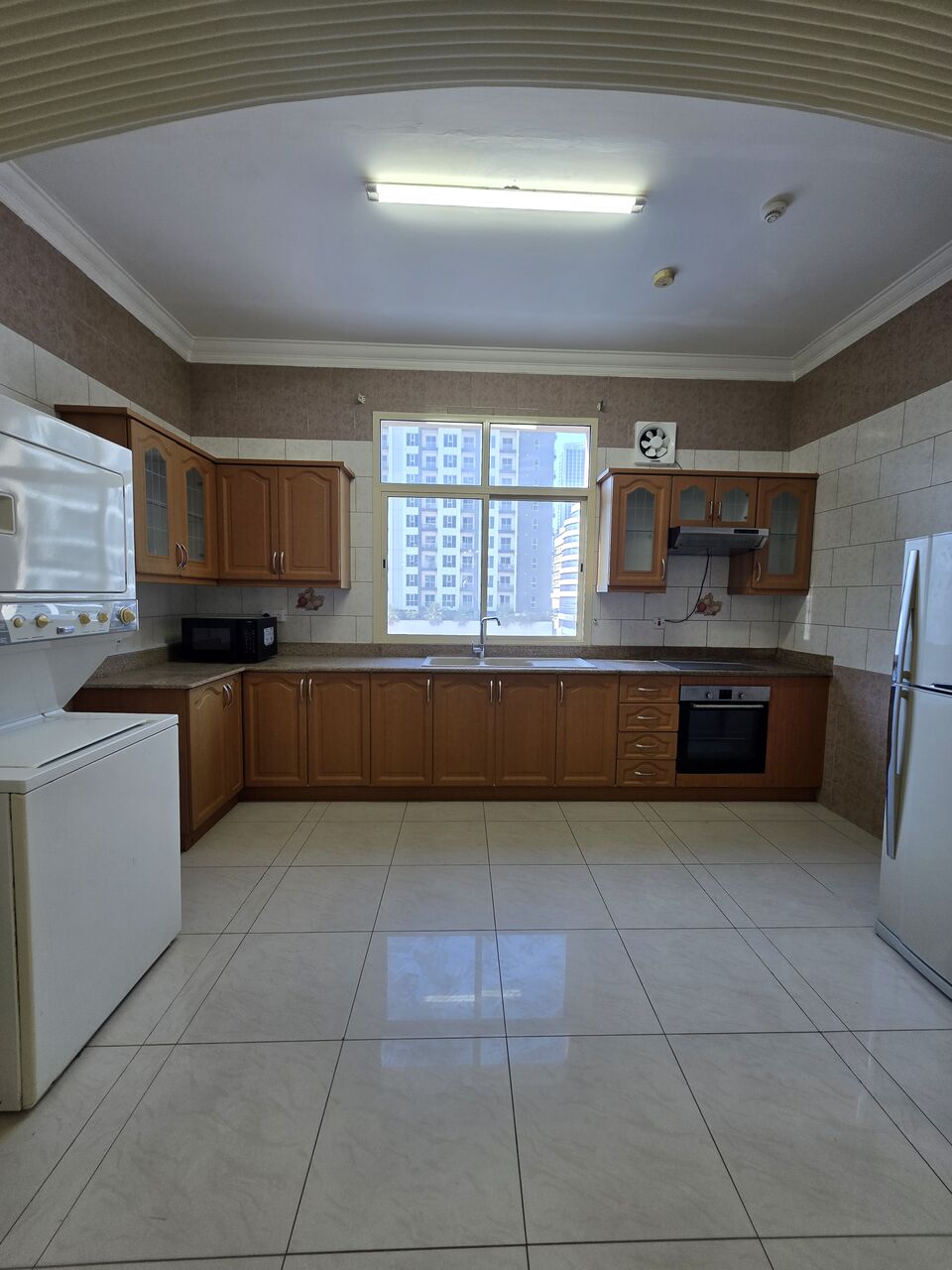 Juffair, Apartments, Flats, Houses & Villas, BHD 380/month,  Furnished,  3 BR,  Parking & WiFi - Very Neet Fully Furnished 3 BHK Family Flat With Ewa @380/BD In Juffair