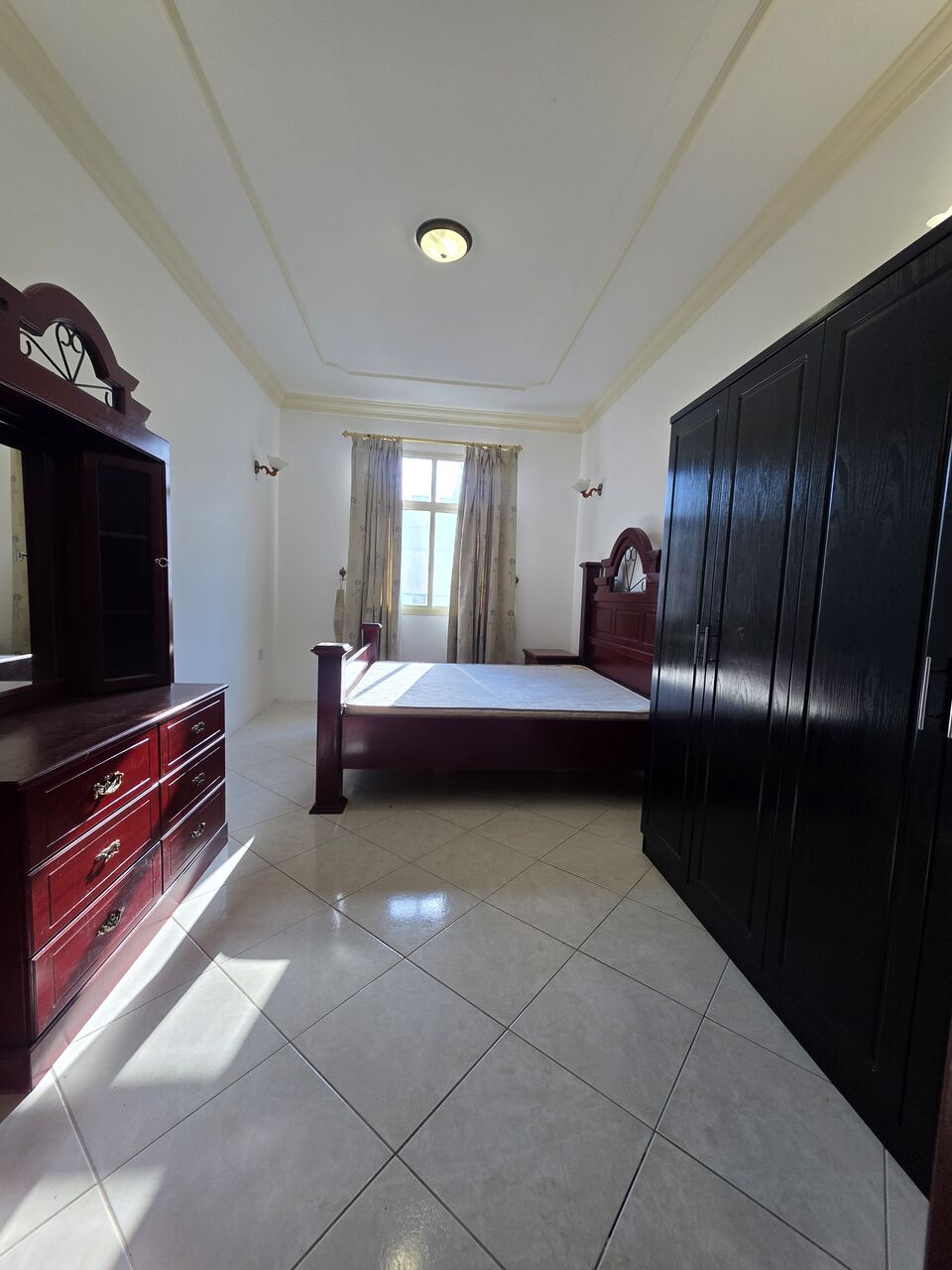 Juffair, Apartments, Flats, Houses & Villas, BHD 380/month,  Furnished,  3 BR,  Parking & WiFi - Very Neet Fully Furnished 3 BHK Family Flat With Ewa @380/BD In Juffair
