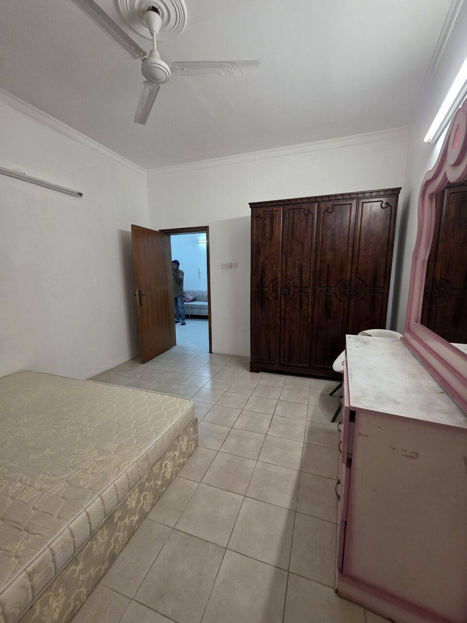 Hoora, Apartments, Flats, Houses & Villas, BHD 190/month,  Furnished,  1 BR,  Neet Furnished 1 BHK Flat With Ewa @190/BD In Hoora