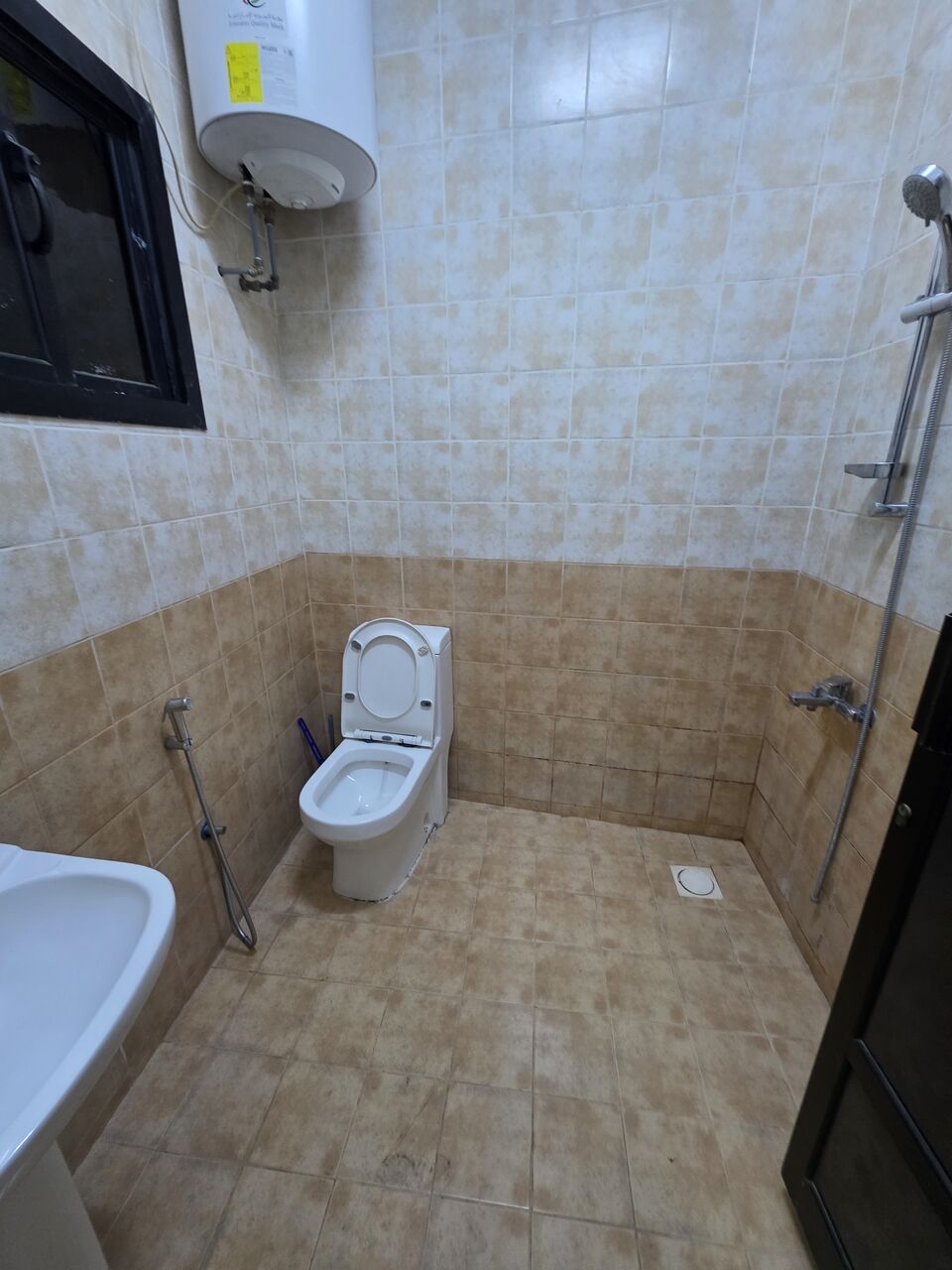 Hoora, Apartments, Flats, Houses & Villas, BHD 190/month,  Furnished,  1 BR,  Neet Furnished 1 BHK Flat With Ewa @190/BD In Hoora