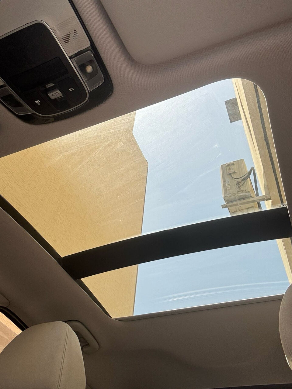 Riyadh, Vehicles, Cars & Trucks , SAR 55000,  Hyundai Sonata,  2023,  Null,  11300 KM,    Smart