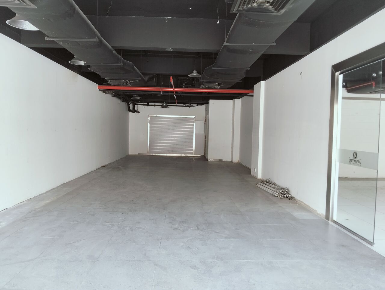 Hoora, Shops, BHD 950,  3Shutter Big Shop With Big Mezanine Floor. In -(((Hoora)))