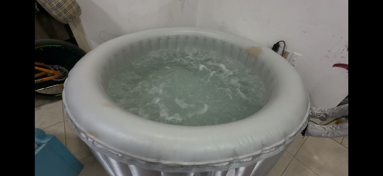 Khobar, Furniture, SAR 1200,  M Spa Silver Cloud Inflatable For Sale
