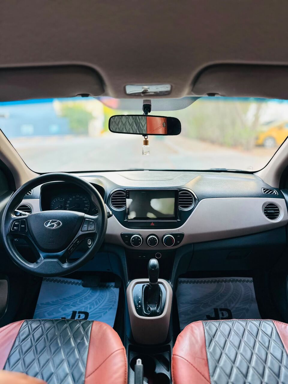 Segaya, Vehicles, Cars & Trucks , BHD 1650,  Hyundai I10,  2015,  Automatic,  152000 KM,    MODEL WELL MAINTAINED USED CAR CALL OR WHATSAPP ON 35400768 ,33665080