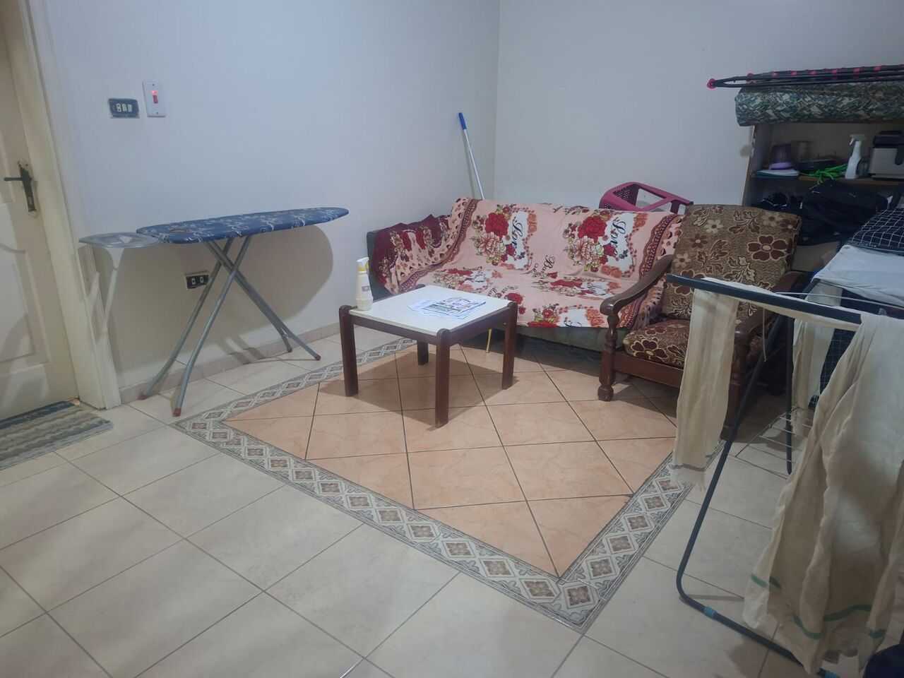 Jeddah, Rooms for Rent, SAR 650/month,  Furnished,  70 Sq. Meter,  Seperate Room Available For Single Malayalee Bachelor - 3 Bhk Flat