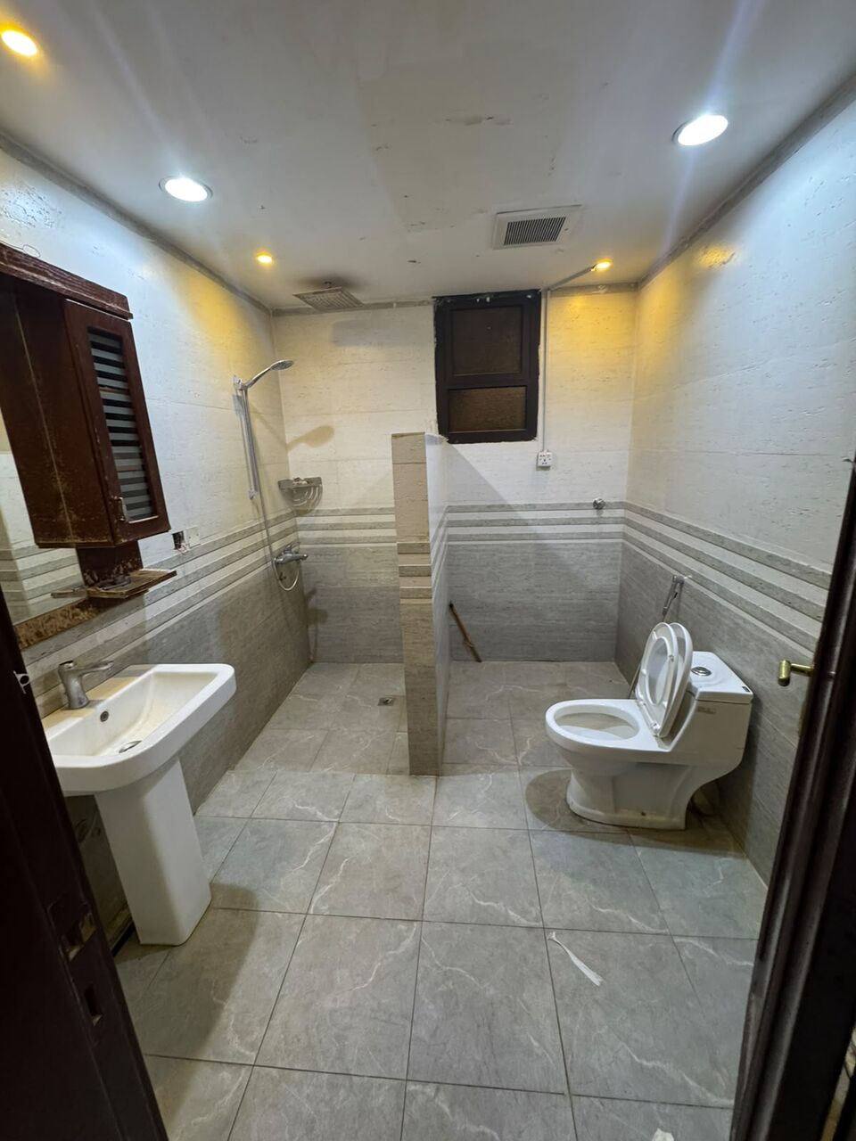 Umm Al Hamam, Bedspace For Rent, SAR 700/month,  Bedspace Available