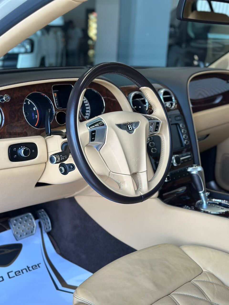Riffa, Vehicles, Cars & Trucks , BHD 10900,  BENTLEY FLYING SPUR 2011 BEIGE,  2011,  Automatic,  75000 KM,  BENTLEY FLYING SPUR