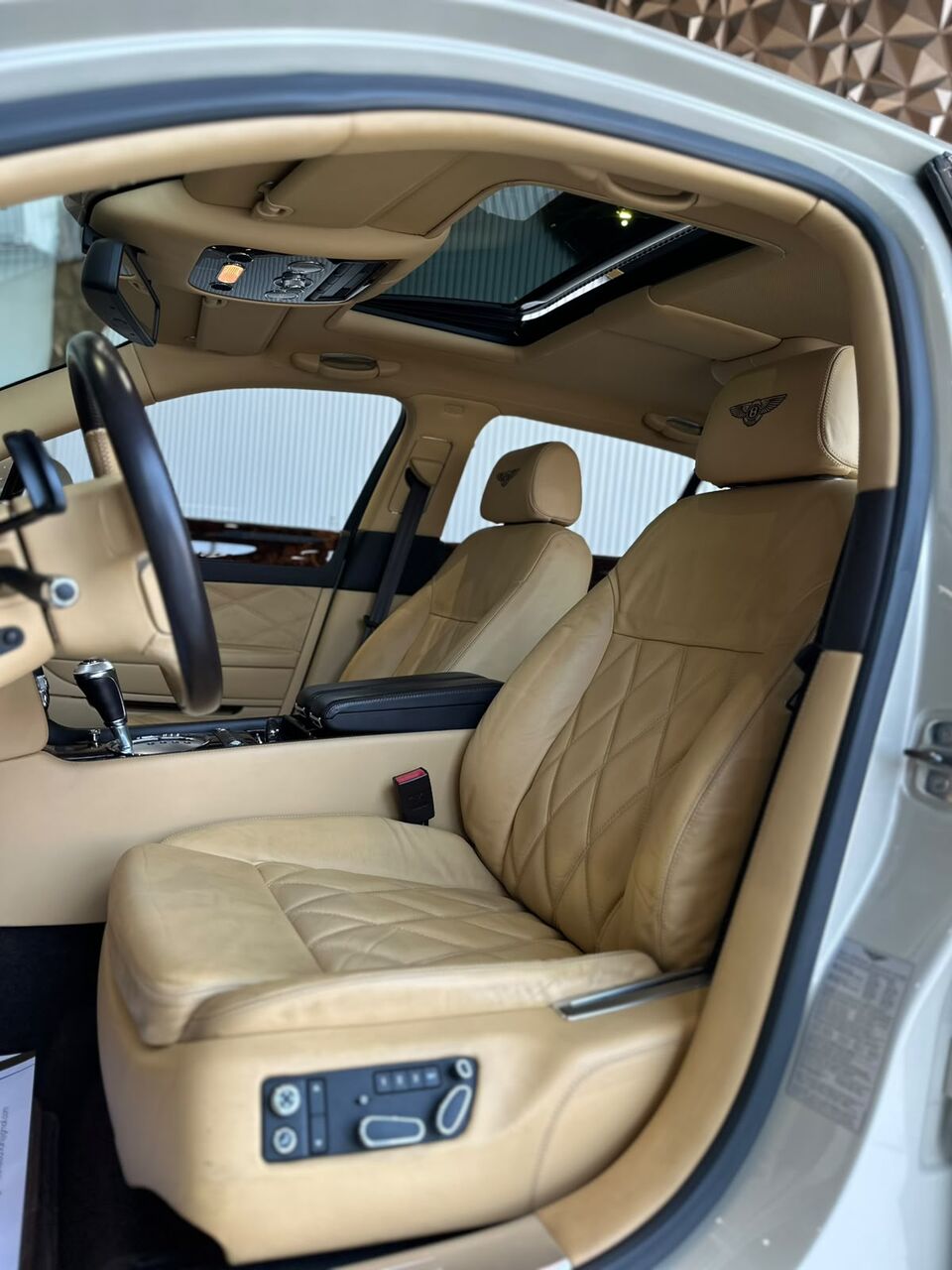 Riffa, Vehicles, Cars & Trucks , BHD 10900,  BENTLEY FLYING SPUR 2011 BEIGE,  2011,  Automatic,  75000 KM,  BENTLEY FLYING SPUR