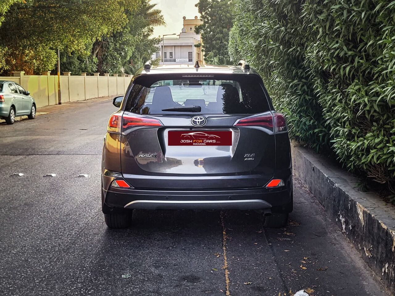 Muharraq, Vehicles, Cars & Trucks , BHD 1,  Toyota RAV4,  2017,  Automatic,  119000 KM,