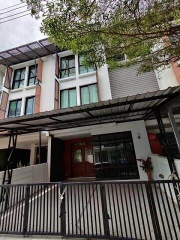 Bangkok, Villas, THB 39000,  0 Sq. Feet,  HR 10245 Townhome For Rent, 3 Floors, 200 Sq M., 3 Bedrooms, Areeya Mandarina Project,