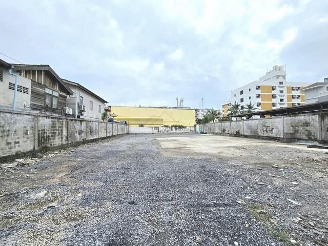 Bangkok, Villas, THB 45000,  0 Sq. Feet,  LS 985 Land For Rent, Already Filled In, 200 Sq M, Srinakarin 42, Soi Supaphong 3, Prime