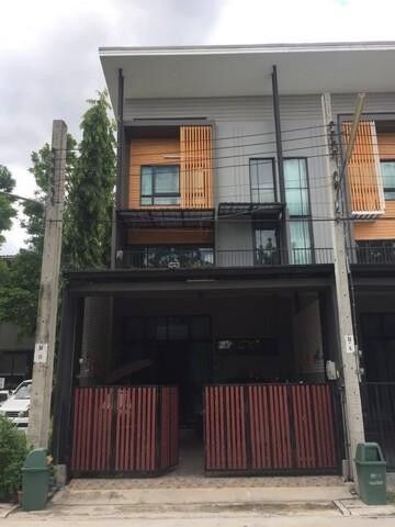 Bangkok, Villas, THB 25000,  20 Sq. Feet,  HR 10243 Townhome For Rent, 3 Floors, Corner Unit, Near Chocolate Ville, Kaset-Nawamin, 3