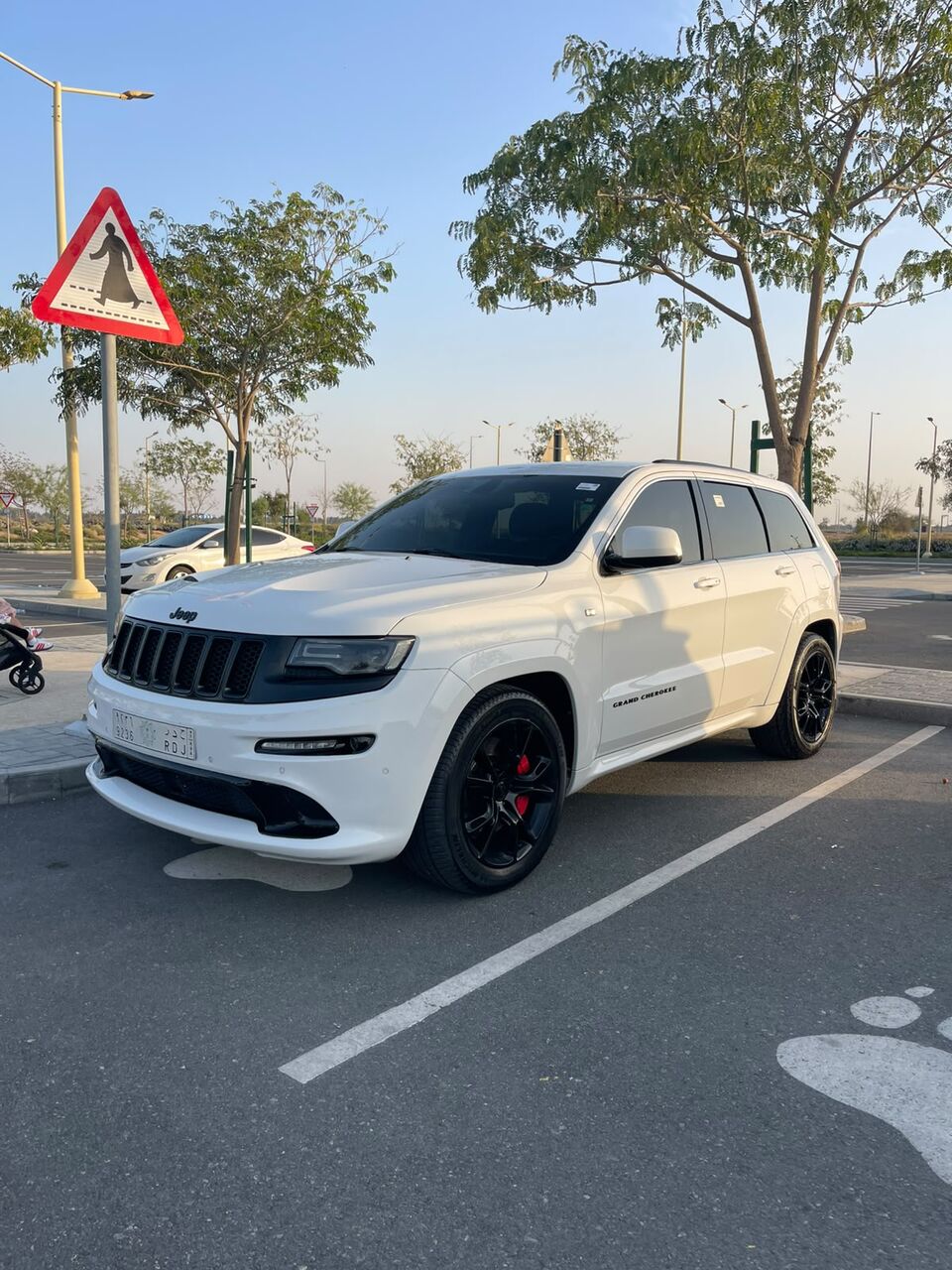 Riyadh, Vehicles, Cars & Trucks , SAR 65000,  Jeep Cherokee SRT MODIFIED 2016,  2013,  Automatic,  221000 KM,  Jeep Grand Cherokee SRT