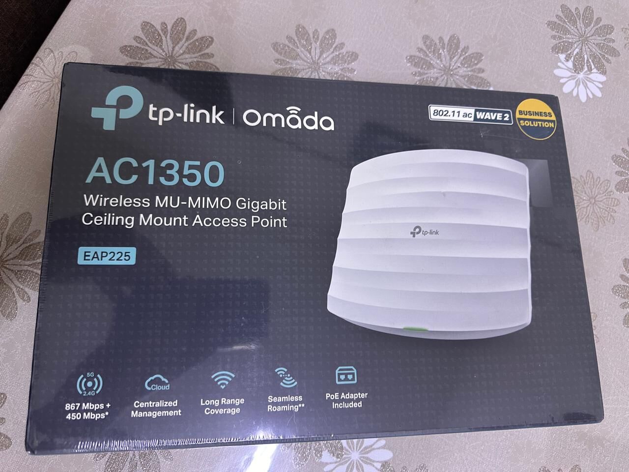 Riyadh, Computers, SAR 200,  NEW Ceiling Mount Wi-Fi 4 & Wi-Fi 5 AP 1350 EAP 225