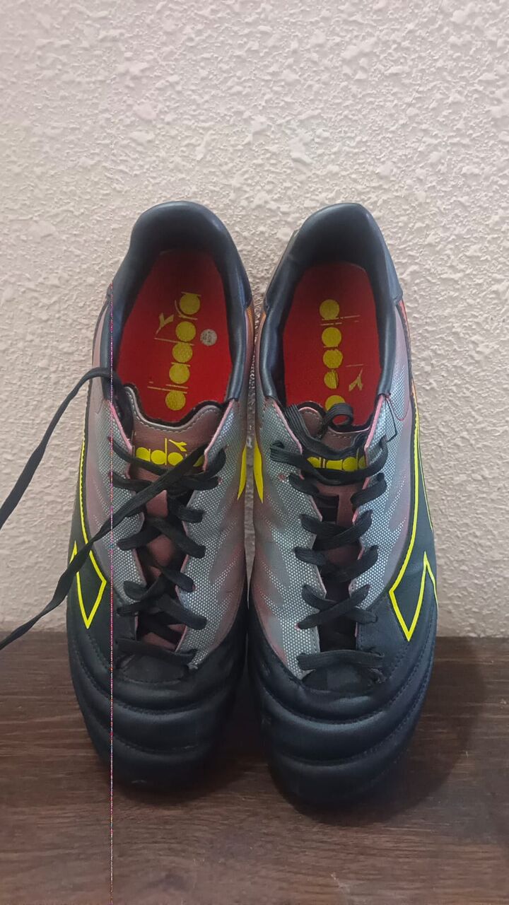 Dammam, Furniture, SAR 115,  Football Shoes In Perfect Condition Used 1 Time Only