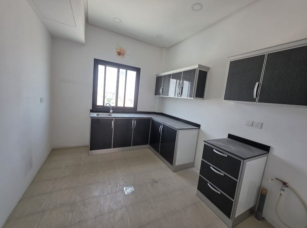 Hidd, Apartments, Flats, Houses & Villas, BHD 300/month,  3 BR,  Flat 3bhk For Rent No Ewa