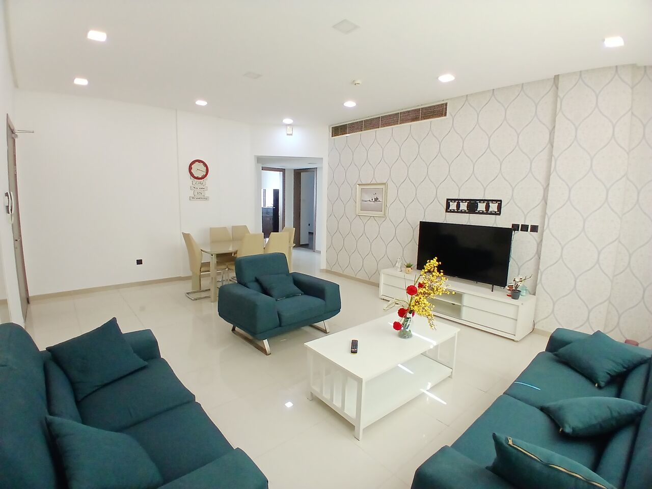 Hidd, Apartments, Flats, Houses & Villas, BHD 440/month,  Flat 3bhk F-furnished Unlimited Ewa Hidd
