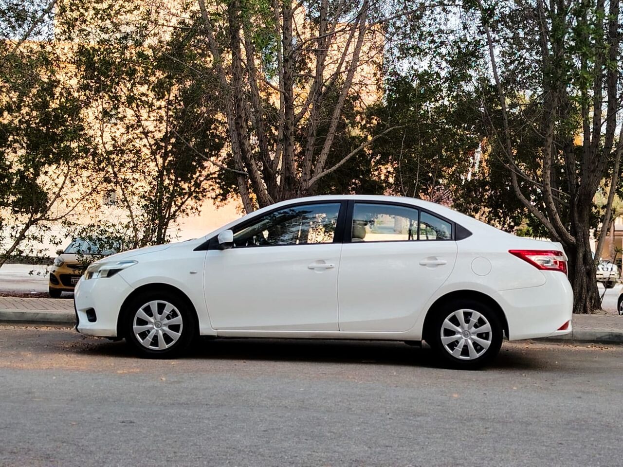 Manama, Vehicles, Cars & Trucks , BHD 2500,  Toyota Yaris,  2014,  Automatic,  145000 KM,