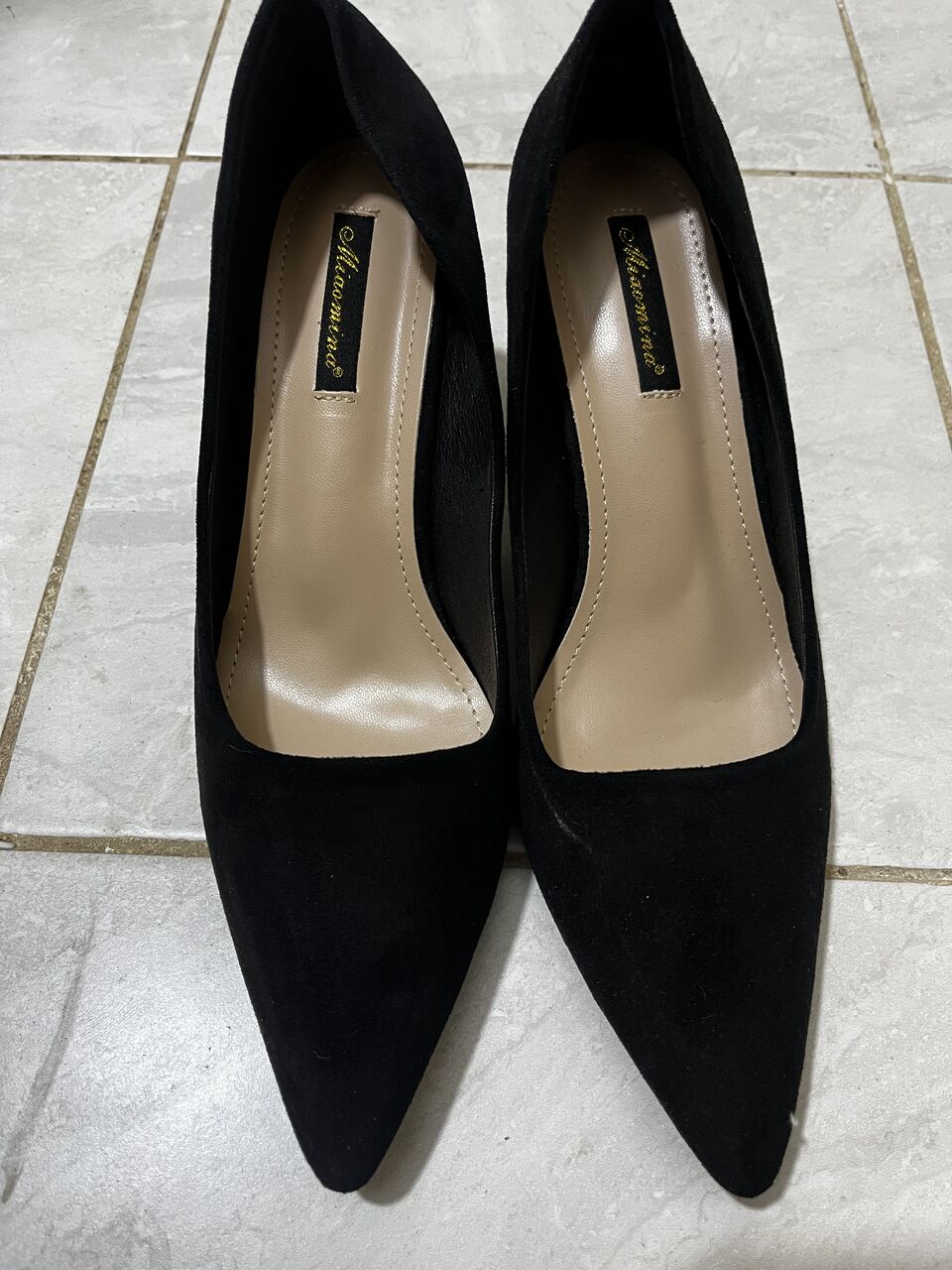 Riyadh, Clothing & Accessories, SAR 100,  BLACK POINTED HEELS