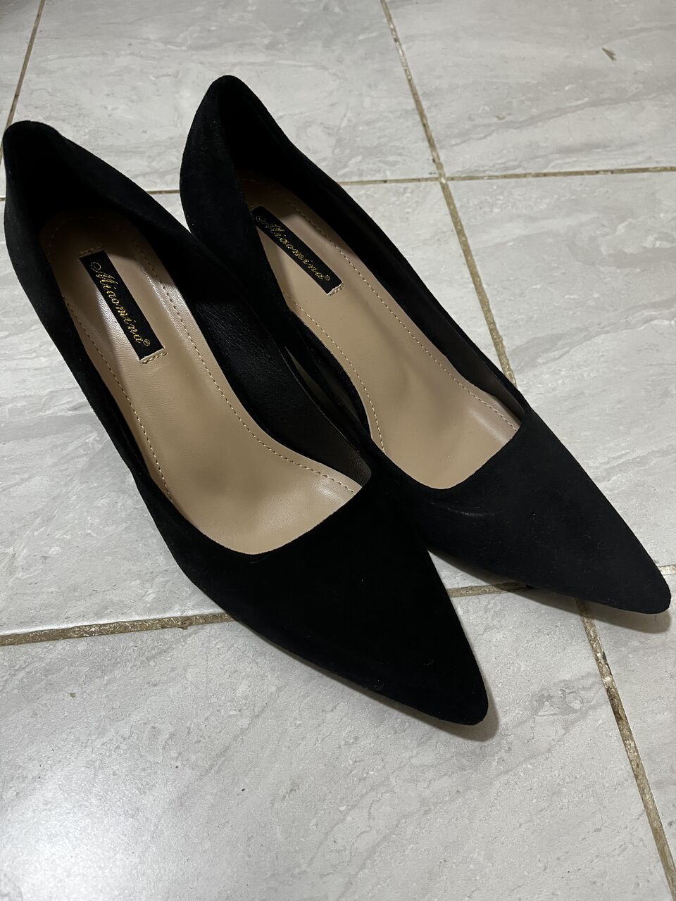 Riyadh, Clothing & Accessories, SAR 100,  BLACK POINTED HEELS