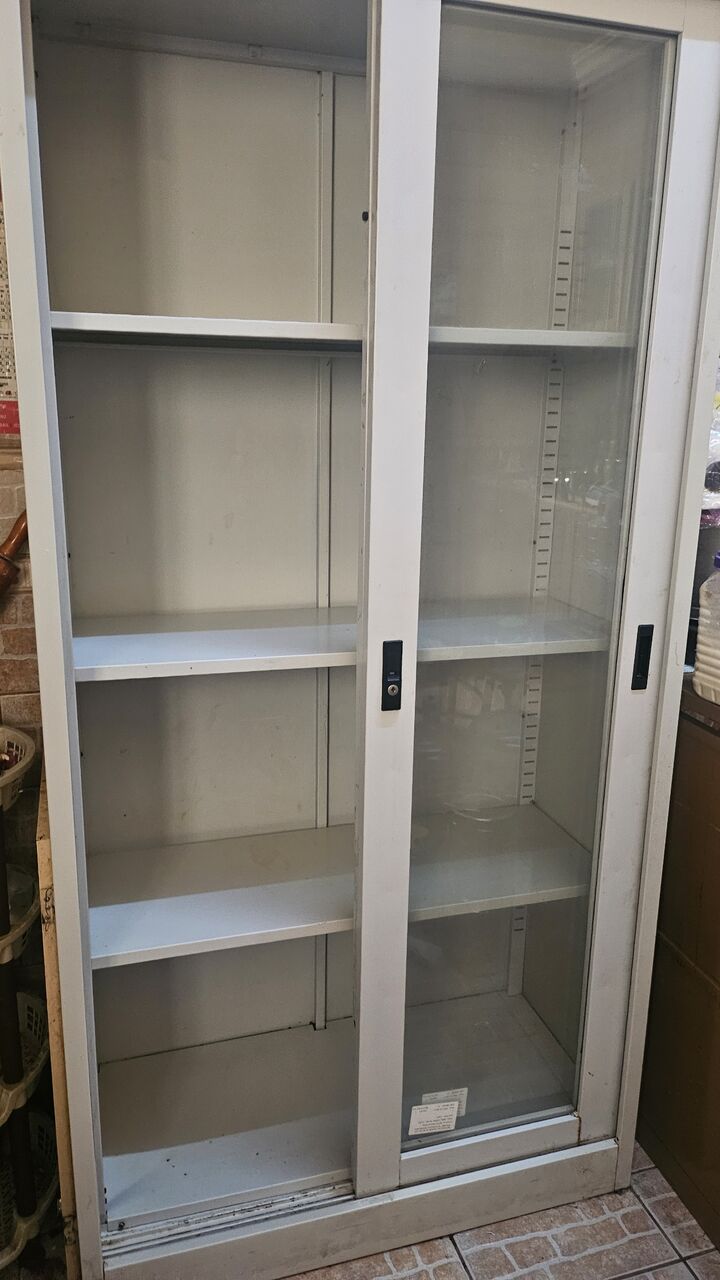 Riyadh, Household Items, SAR 250,  Kitchen Storage Or Books Self