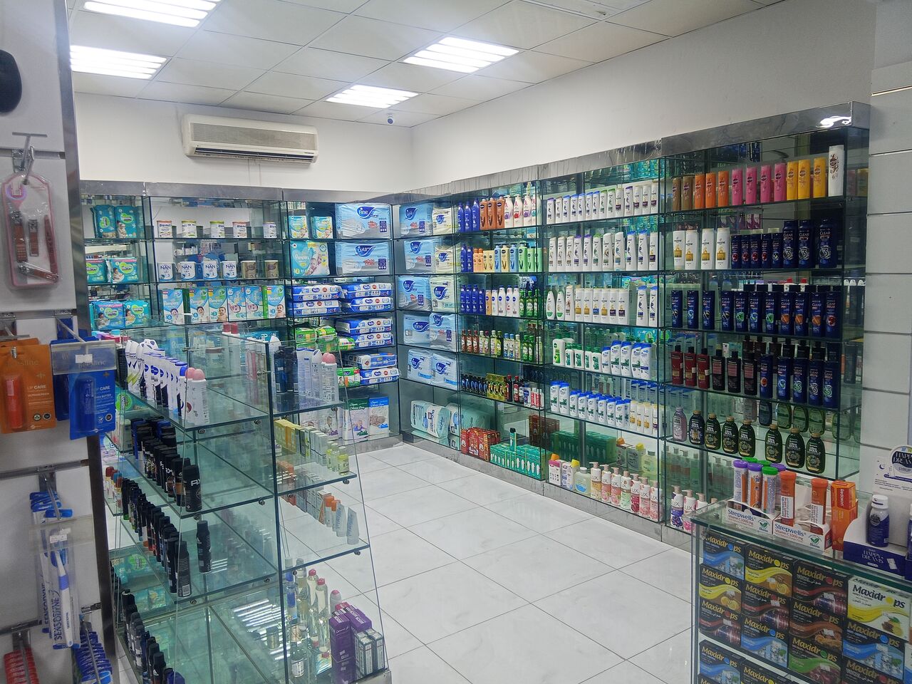 Riyadh, Health & Beauty Items, SAR 170000,  Pharmacy For Sale In Riadh