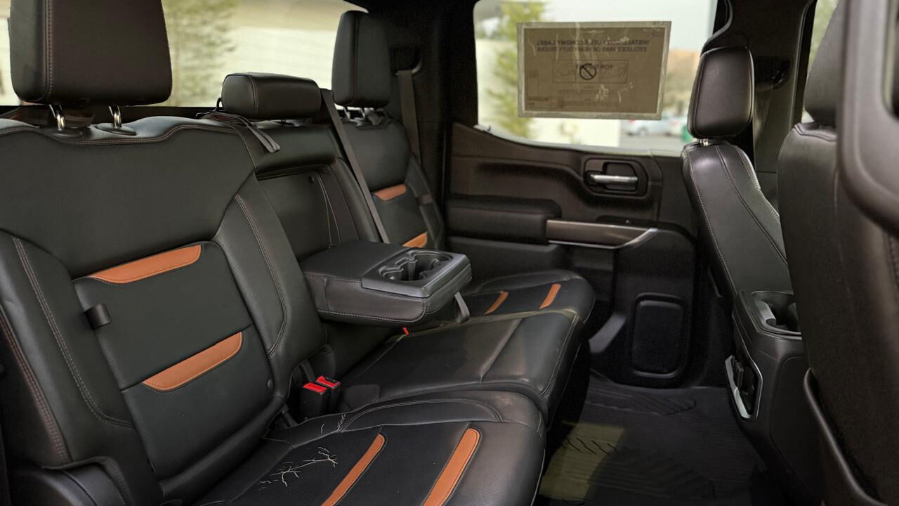 Riyadh, Vehicles, Cars & Trucks , SAR 134000,  Gmc Sierra,  2022,  Automatic,  155000 KM,   AT4  For Sale