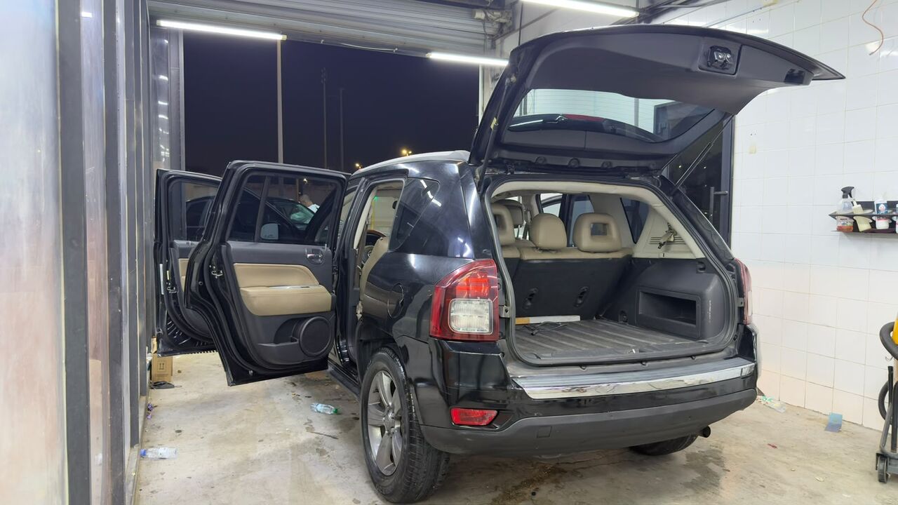 Jeddah, Vehicles, Cars & Trucks , SAR 25000,  Jeep Compass,  2016,  Automatic,  190000 KM,