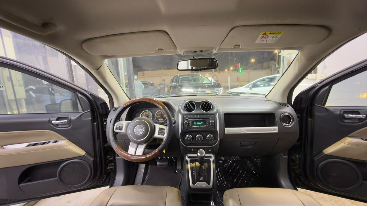 Jeddah, Vehicles, Cars & Trucks , SAR 25000,  Jeep Compass,  2016,  Automatic,  190000 KM,