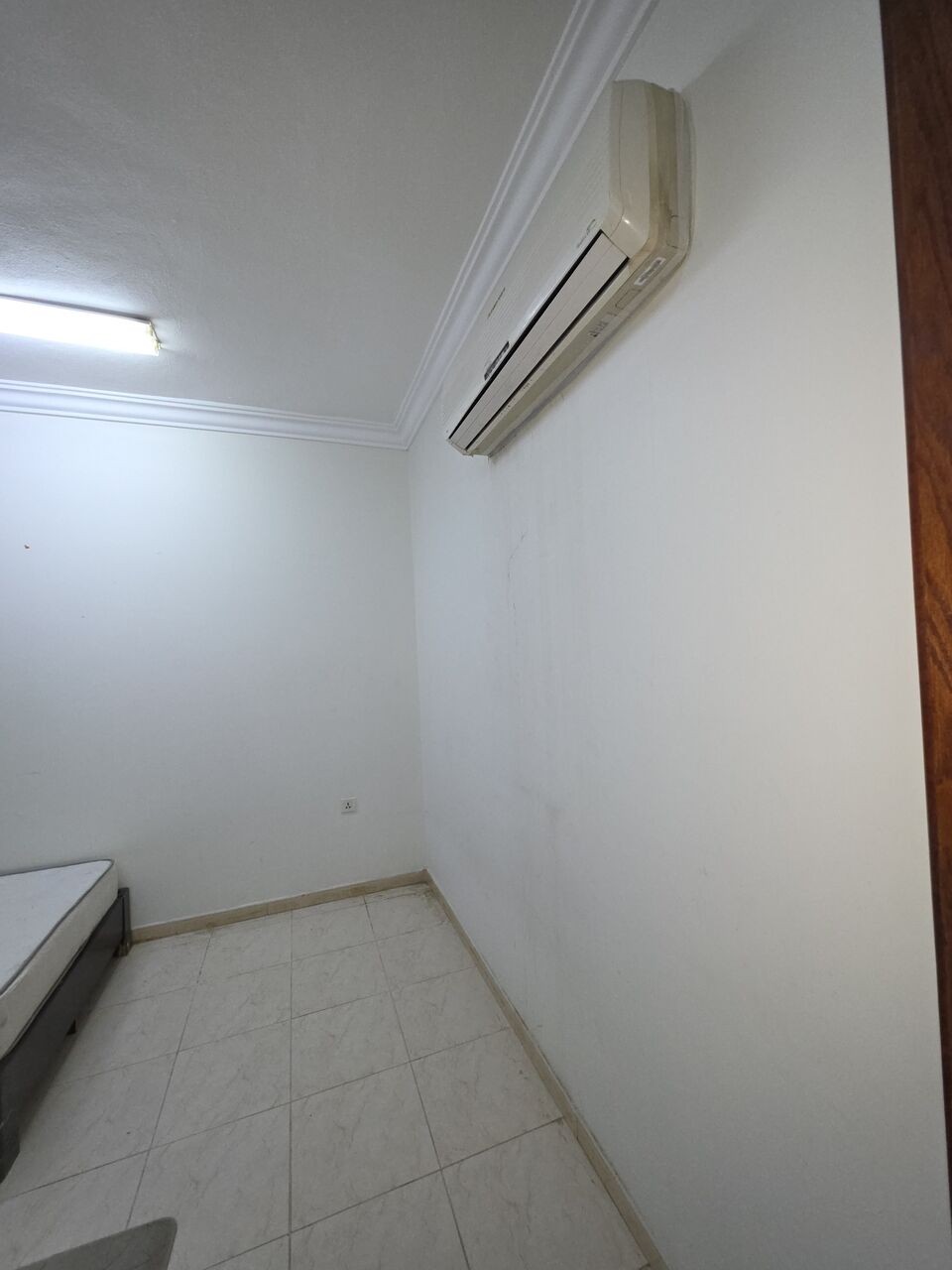 Dammam, Rooms for Rent, SAR 900/month,  Furnished,  Executive Room