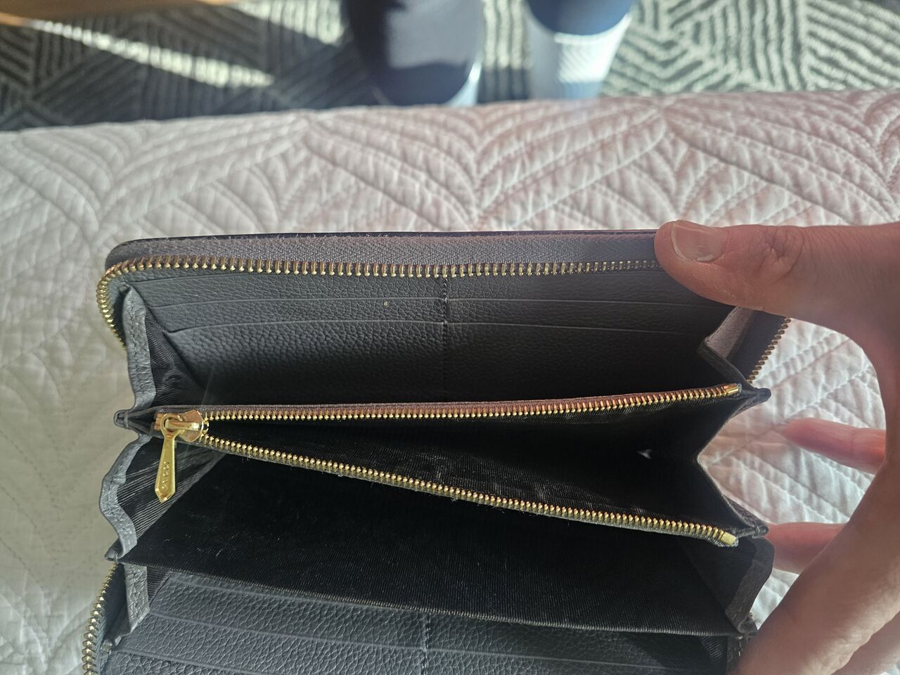 Hamala, Clothing & Accessories, BHD 70,  Gucci Zumi Zip Around Wallet - Leather