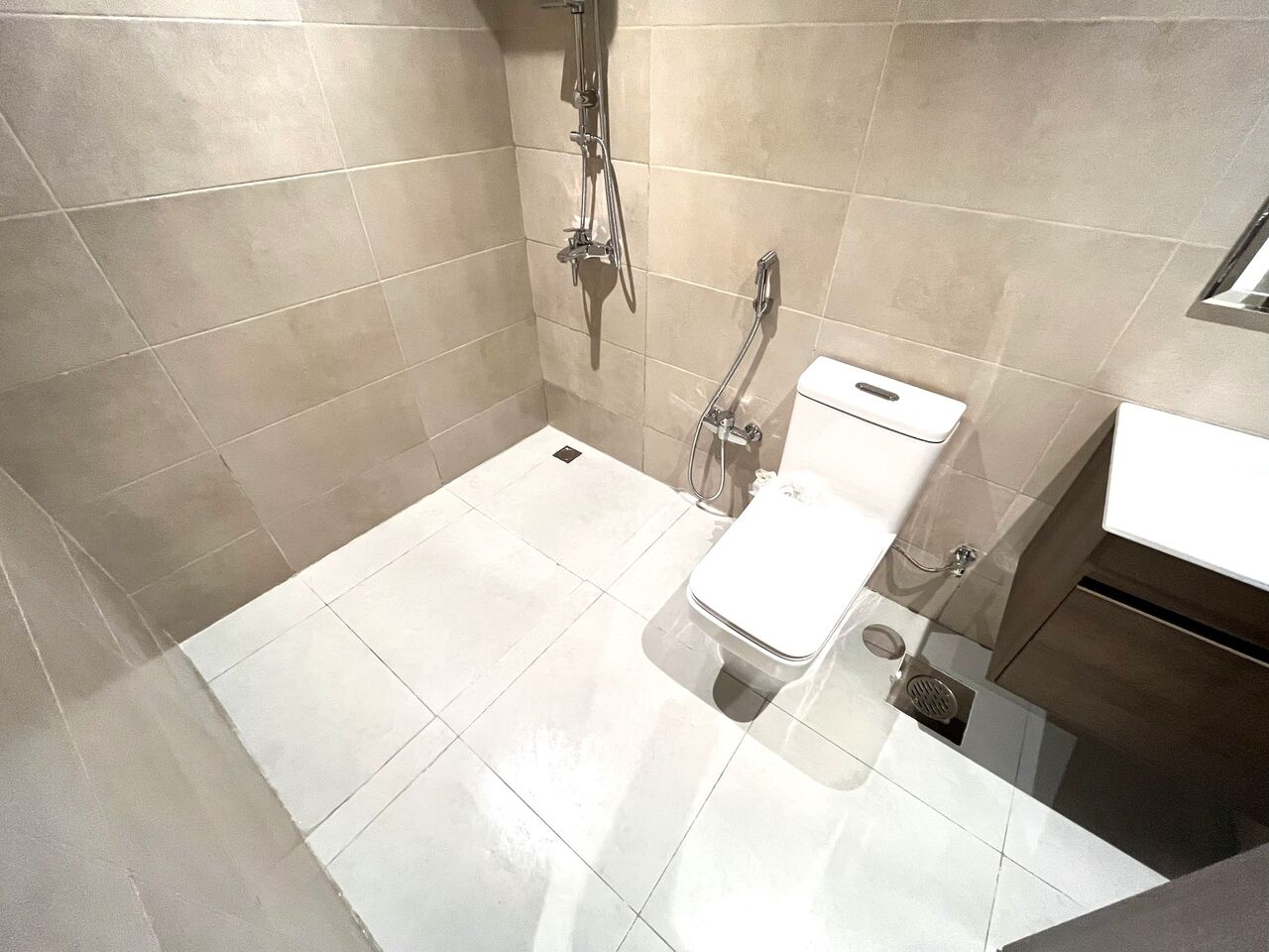 Kuwait City, Apartments, Flats, Houses & Villas, KWD 625/month,  3 BR,  Siddeeq &ndash; Nice Three Master Bedroom Apartment