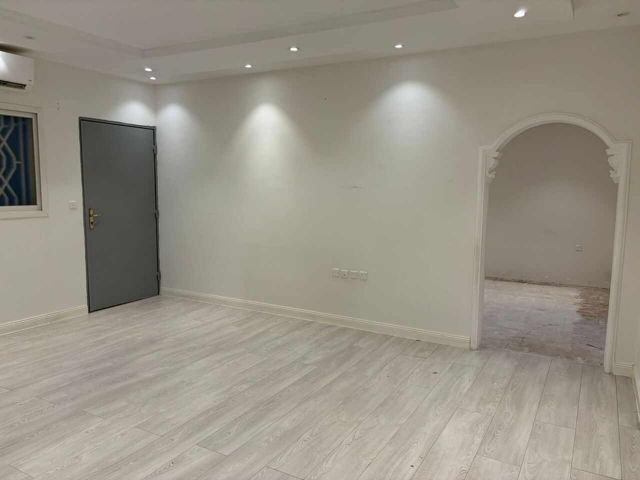 Al Rawdah, Apartments, Flats, Houses & Villas, SAR 52000/year,  4 BR,  Ground Floor Large Family Apartment With 4 Large Beadrooms With Loan Area