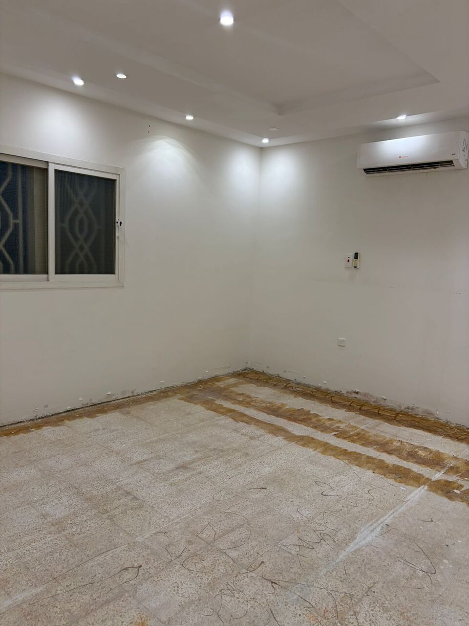 Al Rawdah, Apartments, Flats, Houses & Villas, SAR 52000/year,  4 BR,  Ground Floor Large Family Apartment With 4 Large Beadrooms With Loan Area