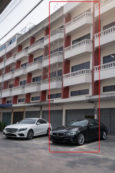 Bangkok, Villas, THB 21999,  28 Sq. Feet,  Bathrooms On Every Floor, 3 Air Conditioners, BTS On Nut, 990 M. On Land 28 Sq M. On Nut