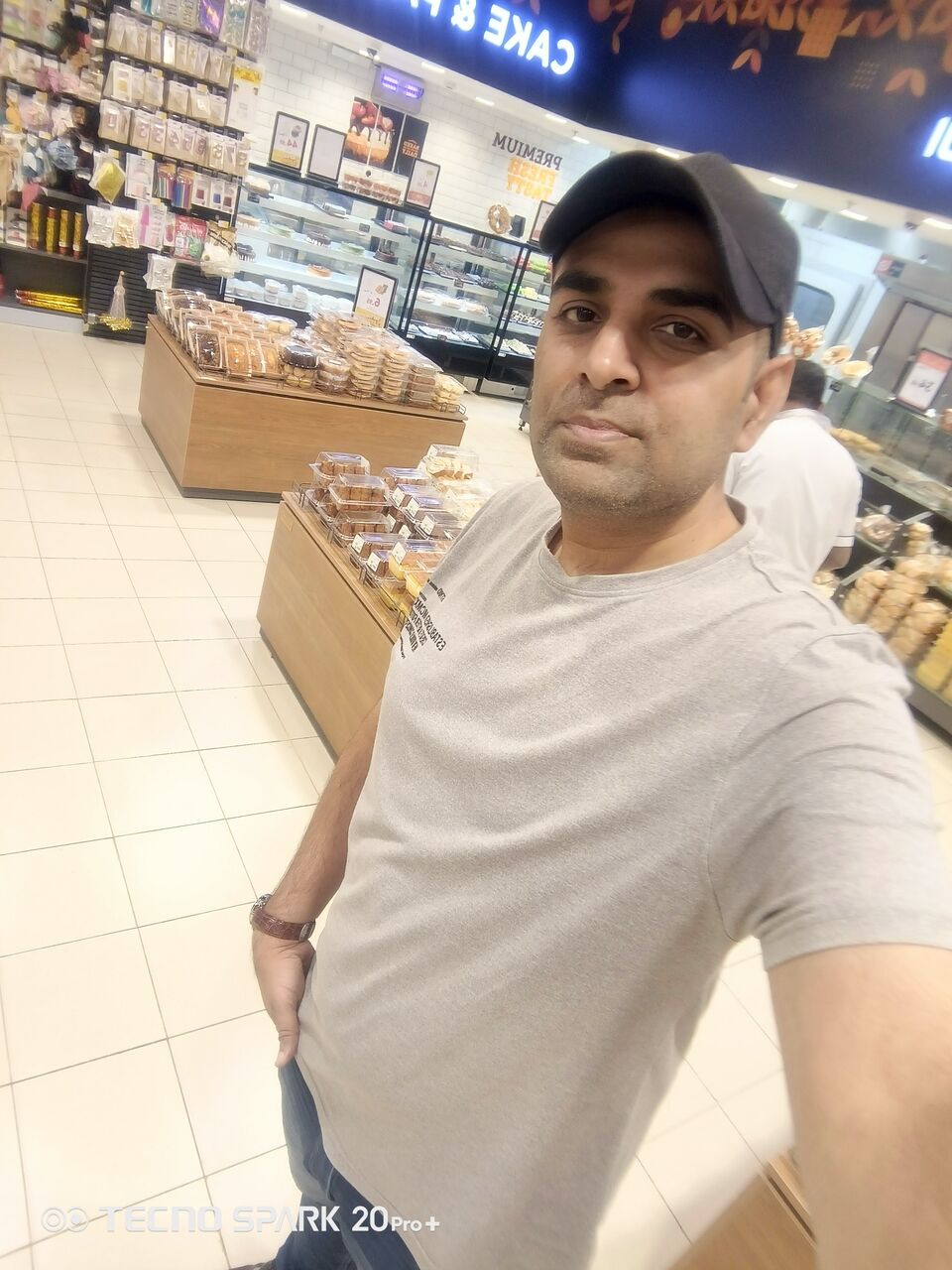 Jeddah, Job Seekers, CASHIER AND Merchandisee