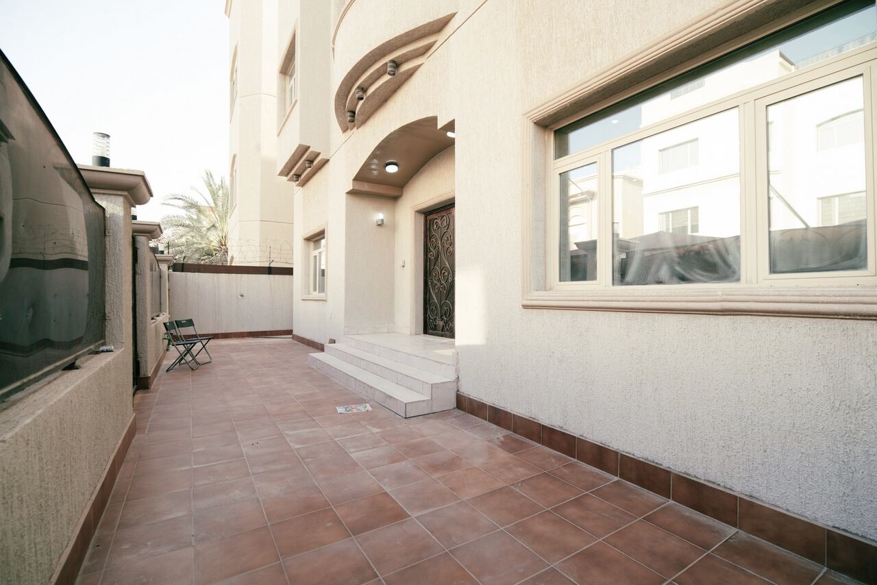 Kuwait City, Apartments, Flats, Houses & Villas, KWD 1800/month,  5 BR,  Zahra - Big 5 Bedrooms Villa