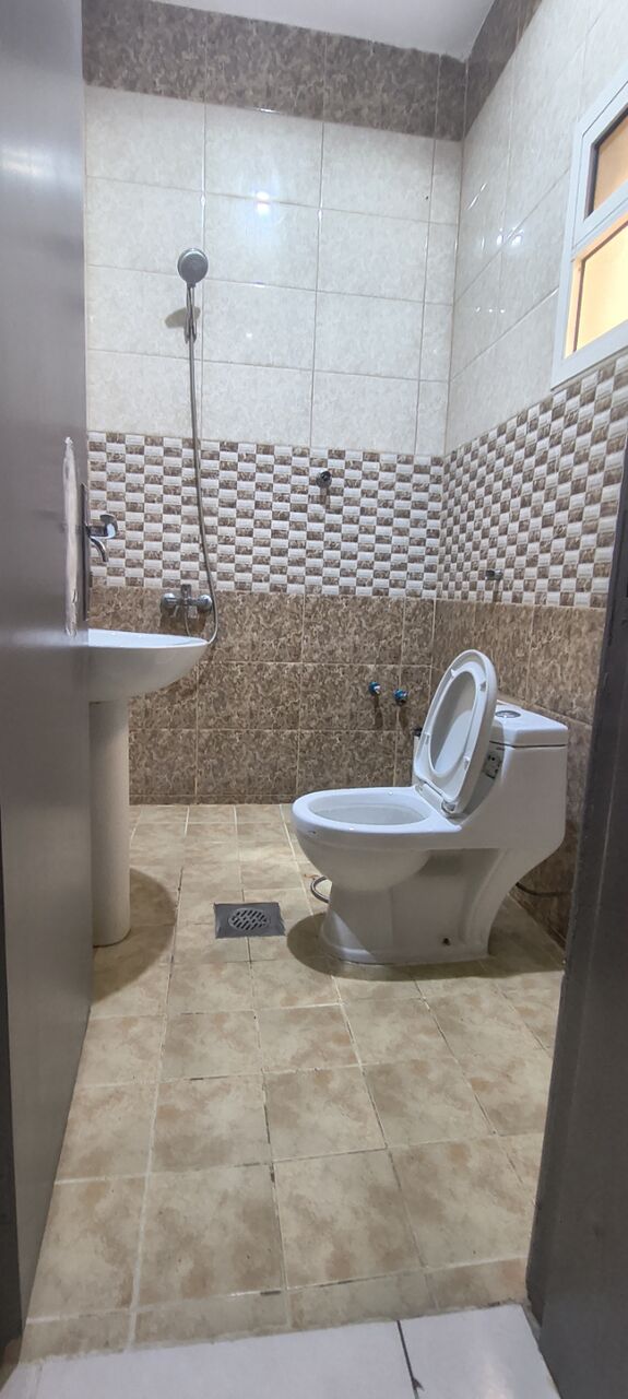 Al Malaz, Apartments, Flats, Houses & Villas, SAR 44000/year,  3 BR,  3 Bedroom Bachelor Apartment Available In Al Malaz Near IISR