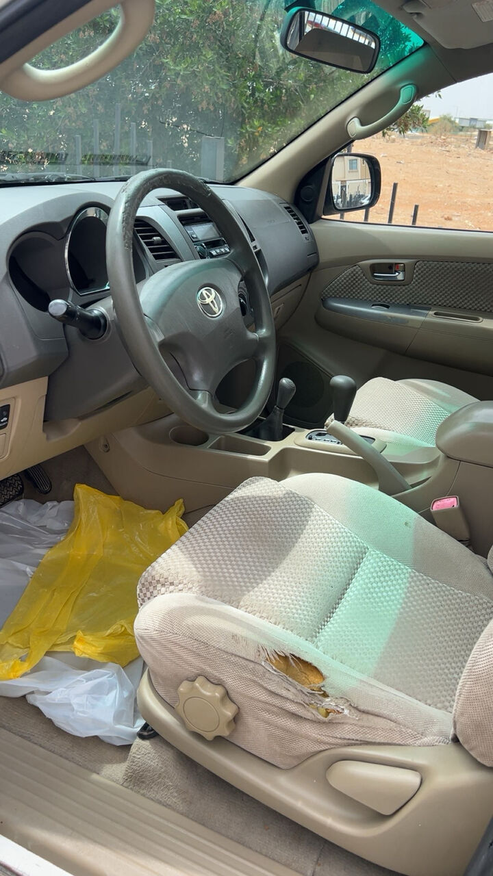 Riyadh, Vehicles, Cars & Trucks , SAR 32000,  Toyota Fortuner,  2011,  Automatic,  500 KM,  Posting Title:   4WD