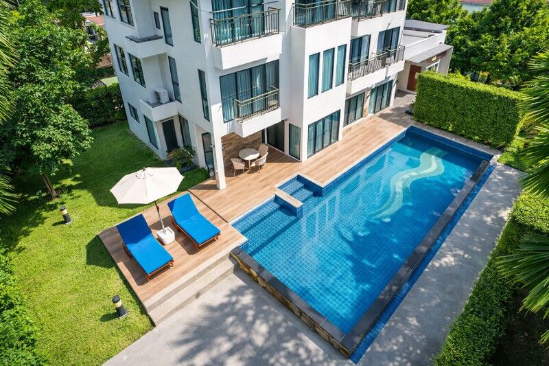 Bangkok, Villas, THB 289999,  200 Sq. Feet,  Rama 9 Motorway, Near Stamford International University, 240 M. Pool Villa, Luxury