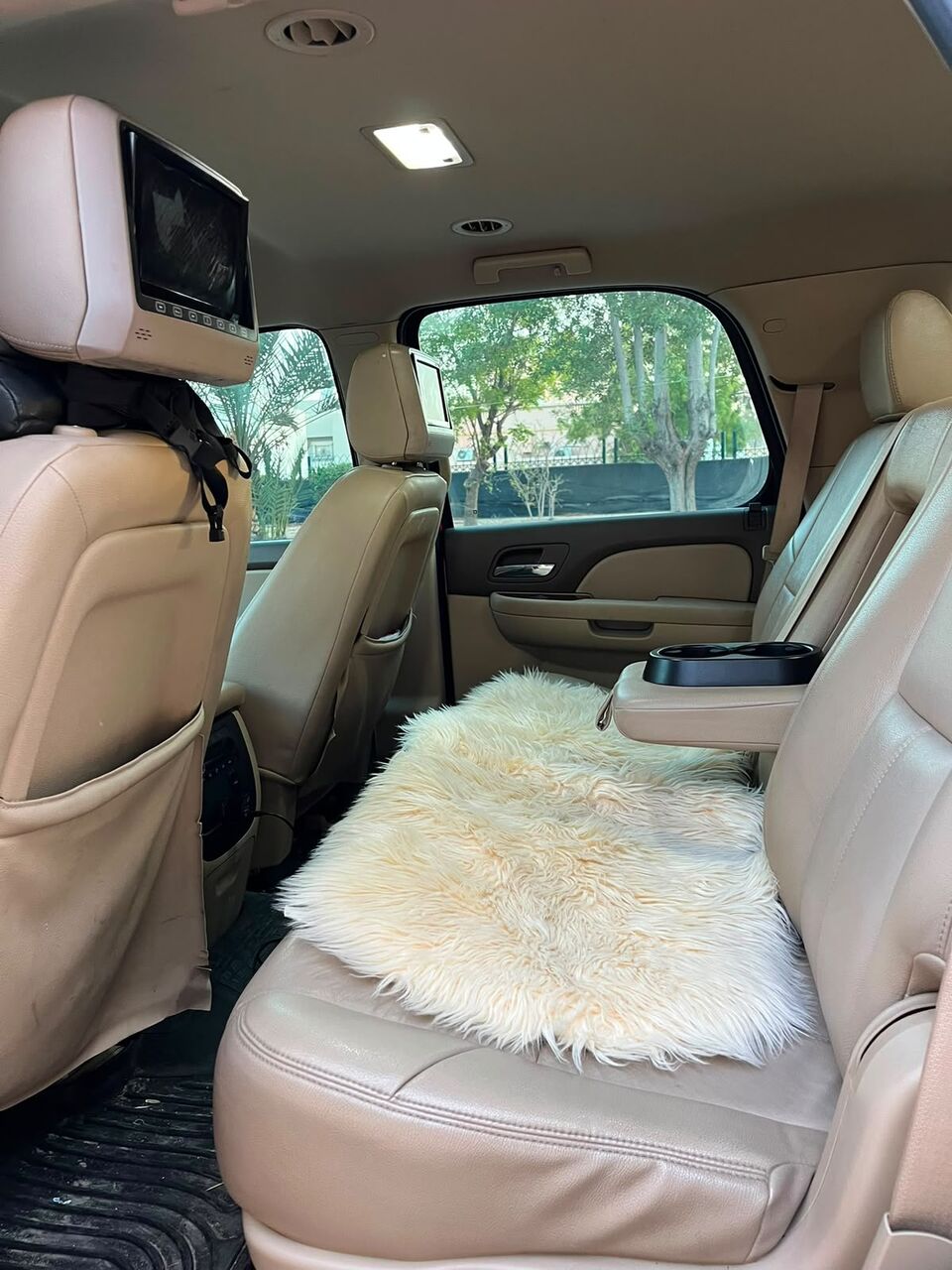 Riffa, Vehicles, Cars & Trucks , BHD 4900,  GMC Yukon Model: 2012,  2012,  Automatic,  156000 KM,  GMC Yukon