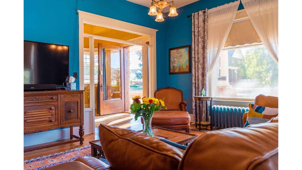 New York, Business, Best Vacation Rentals In East Texas Near Lake