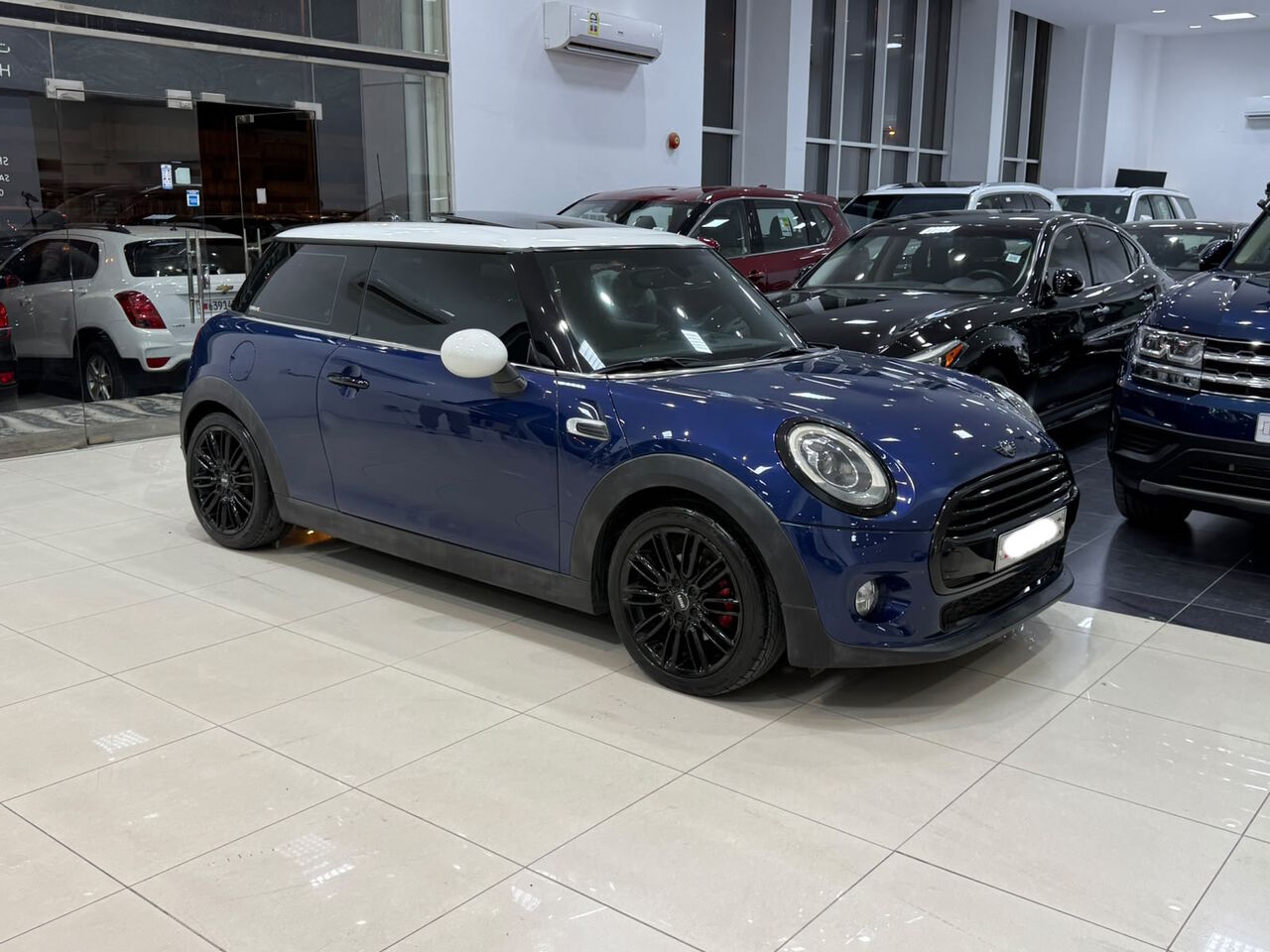 Manama, Vehicles, Cars & Trucks , BHD 3750,  Mini Cooper,  2015,  Automatic,  73100 KM,    (Blue)