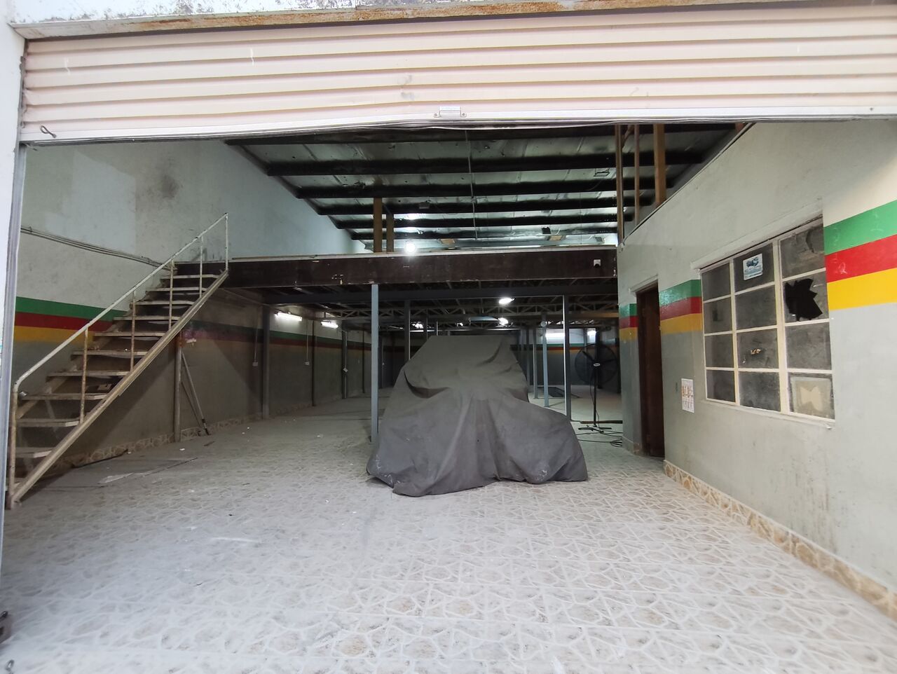 Tubli, Warehouses, BHD 450,  400 Sq. Meter,  Tubli:- Store/Warehouse On Rent Without Address,40sq Mtrs..