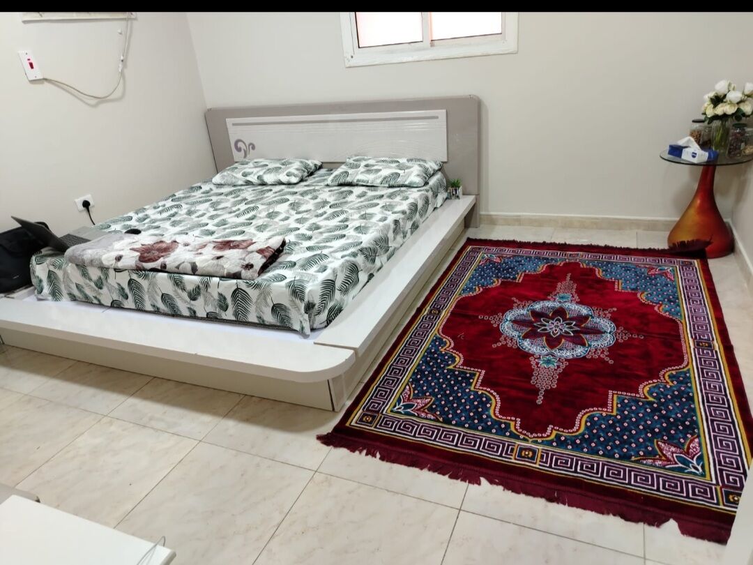 Jeddah, Household Items, SAR 1200,  Haier Tv, LG Freg,Microwave And Convection Oven, Double Bed,Mattress,Sofa Sale In Bawadi