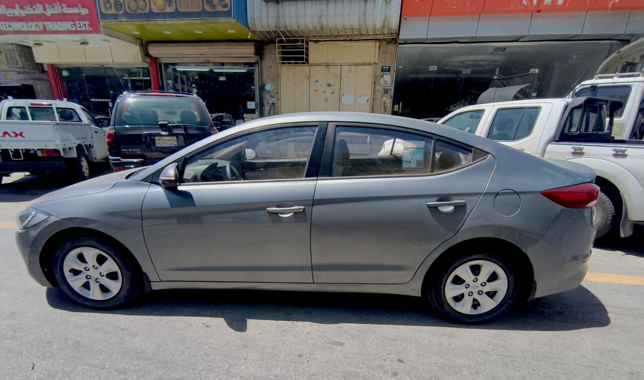 Riyadh, Vehicles, Cars & Trucks , SAR 29000,  Hyundai Elantra,  2016,  Automatic,  292000 KM,