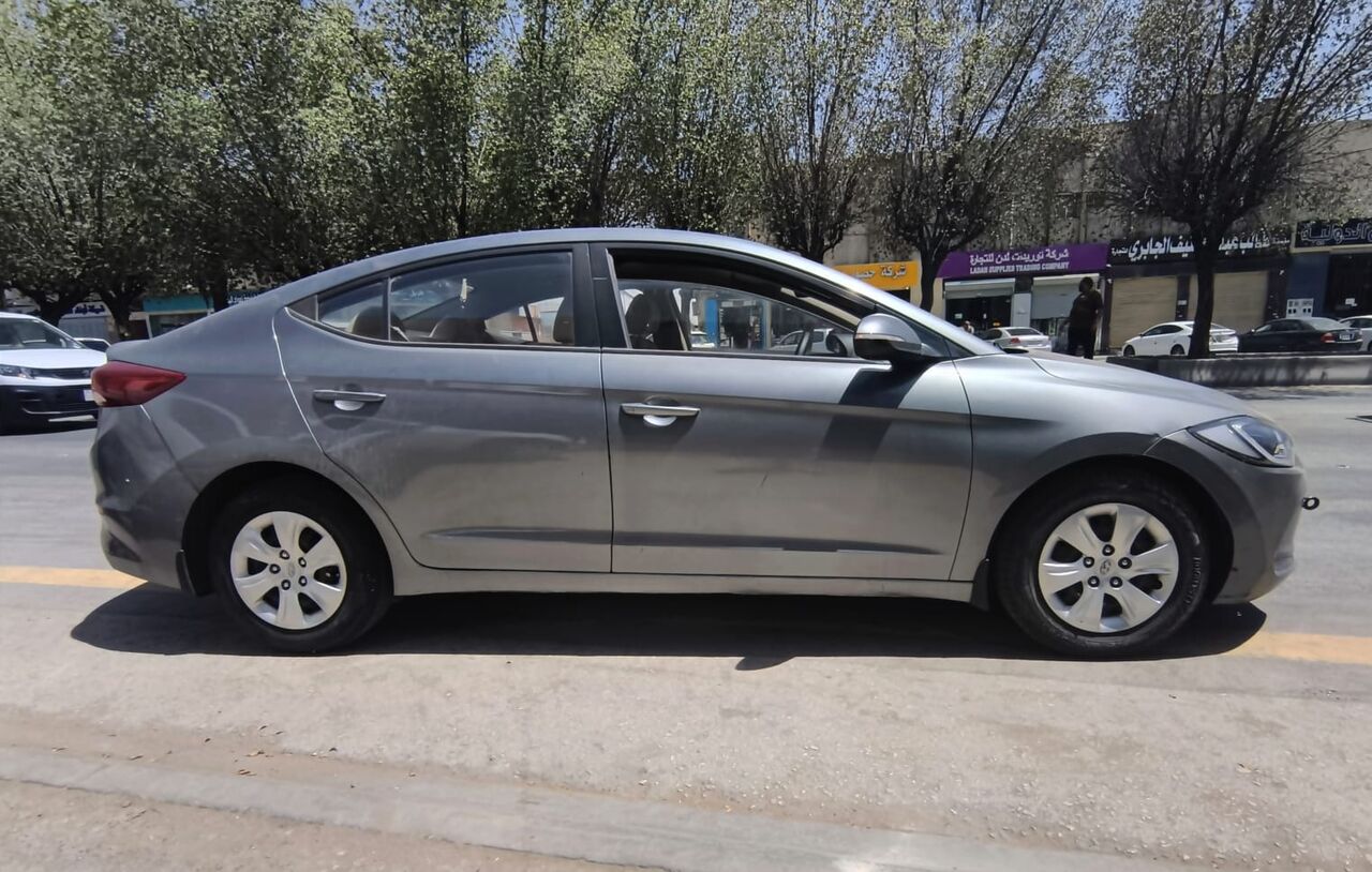 Riyadh, Vehicles, Cars & Trucks , SAR 29000,  Hyundai Elantra,  2016,  Automatic,  292000 KM,